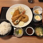 佐賀ぽかぽか温泉 - ミックスフライ定食1050円、ごはん大盛りプラス130円