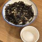 横浜家系ラーメン 吟家 - 岩海苔玉かけ丼（大盛り） 420円