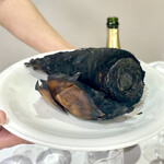 ウシマル - 真っ黒に焼かれた孟宗竹炭火焼き！