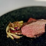 ウシマル - 香取産 ジャージー牛ランプ。ジャージー雄牛の炭火焼き。肉肉しい食感でテイストはさっぱり。