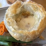 cafe chestnuts - チキンポットパイ