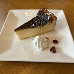 cafe chestnuts - バスクチーズケーキ