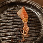 蕎麦の実 - ホタルイカ酒盗鉄板焼