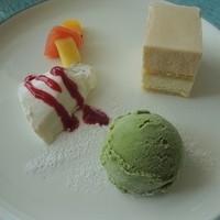 カーロ・エ・カーラ - 