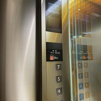 スガラボヴィー - 