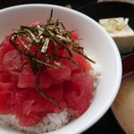 メフレ市場食堂 - 中落ち丼