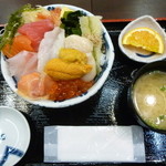 魚河岸処 仙 - 海鮮丼（上）１１８０円