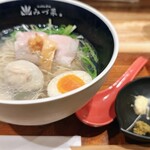 らぁめん 赤坂 みづ菜 - 