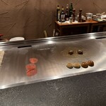 鉄板genten - ハンバーガー作ってるよー