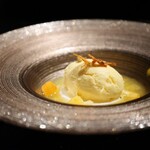 HIKARI - 自家製デザート：宮崎 金柑 アカシア蜂蜜のアイス