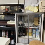 タブチ - ビールとグラスは冷え冷え　セルフで栓抜き