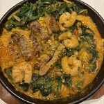 &スリランカTOKYO - 雑穀フライドガーリックシュリンプカレー、ほうれん草＆キノコ、豚肩ロースステーキハーフ