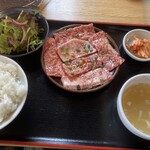 炭火焼肉 せん - 