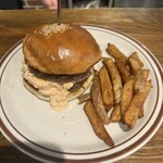 HYOE'S BURGERS + FRIES - 