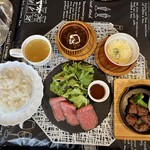 T’s - ご褒美ランチ1,980円(税抜)ライスかパンを選べます。