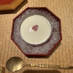 東山 吉寿 - 桜、冷製ポタージュ