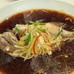 華錦飯店 - 鯛！このあとのおつゆで麺食べました。