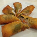 華錦飯店 - みしみしの海老春巻き