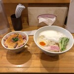 ふく流らーめん 轍 - 