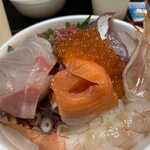 青森魚菜センター 本店 - 