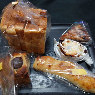 口コミ一覧 : イロハパン プラス オヤツ （108ぱん＋OYATSU