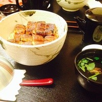 うなぎの新甫 - まぶし丼は肝吸いつき