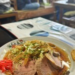 中華そば志のぶ支店 越路店 - 