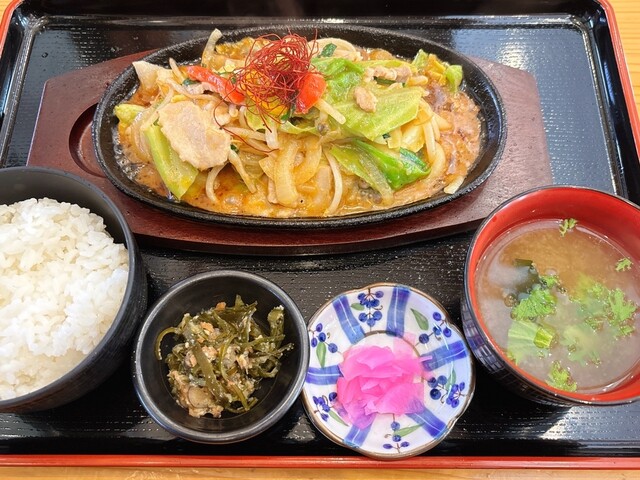 食事処 だまこ庵 - 八郎潟（郷土料理）の写真