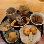 馳走菴 ひじり - おばんざいの盛り合わせ