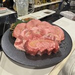 焼肉はうす たられば - 