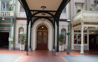 Club33 - 