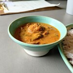 スパイスカレー モクロミ - 『2種盛り（2300円税込）』『カシューナッツポークキーマ』『ホタテアジアンハーブ』