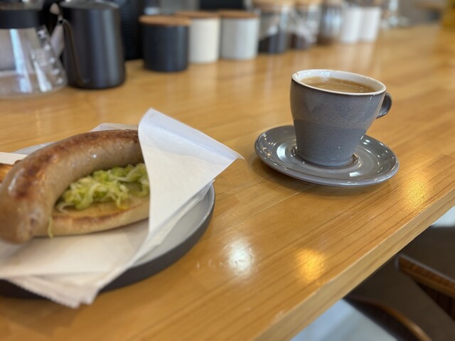 コーヒーとホットドックのお店 Bock 御徒町>