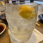 餃子酒場 たっちゃん - 安い檸檬フィズ