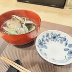 北新地 とん汁家 - アサリの酒蒸し