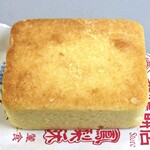 李鵠餅店 - 料理写真:鳳梨酥