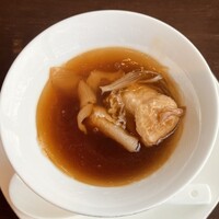 東天紅 上野店 - ふかひれとキヌガサダケのスープ