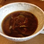 shizenshokudoukohitsujiyabaihareruyakafe - お野菜のお出しをとったお味噌汁