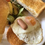 コーヒーハウス101 - トーストの下