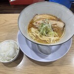 河内の中華そば 醤 - 