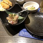 やひろ丸 新橋港 - 手前がなめろう。