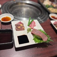 肉匠 牛虎 西中島店 - 