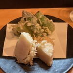 季節料理 よし野 - アスパラとホタテの天ぷら