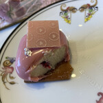 サロン ベイクアンドティー - どれも凝っていて美味しいし、可愛いし、大阪にも来て欲しい。