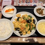 南国亭 - 玉子きくらげ定食