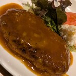 社 - ボリューム満点ハンバーグ