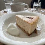 喫茶tton - 大きくて、驚いた！