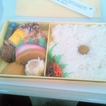 蒲田鳥久 - からあげ弁当630円