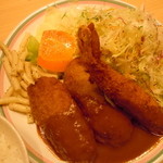 洋食屋 双平 - 温野菜もある♪野菜たっぷりなの伝わるかな～♪