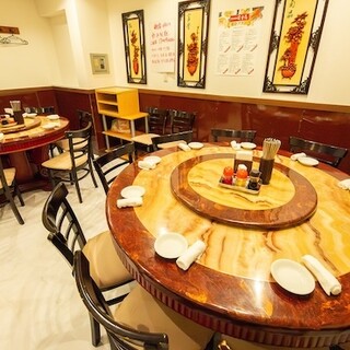 広々とした店内は個室完備◎50～70名様の貸切で宴会もOK！